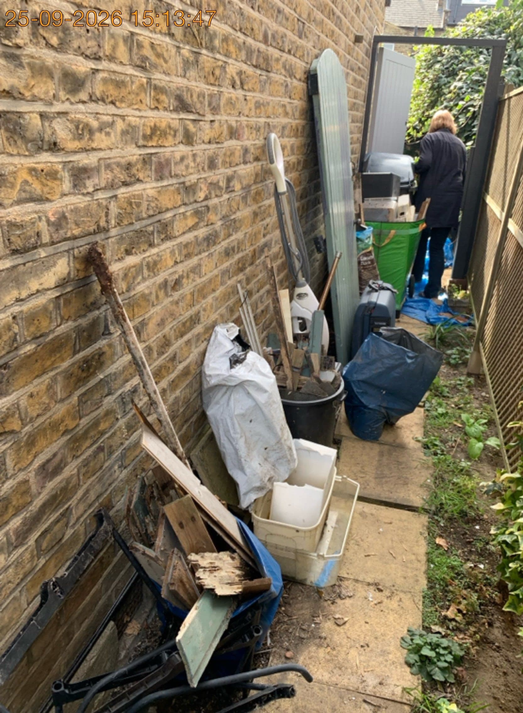 Side passage clearance, Castle Road, Isleworth before clearance